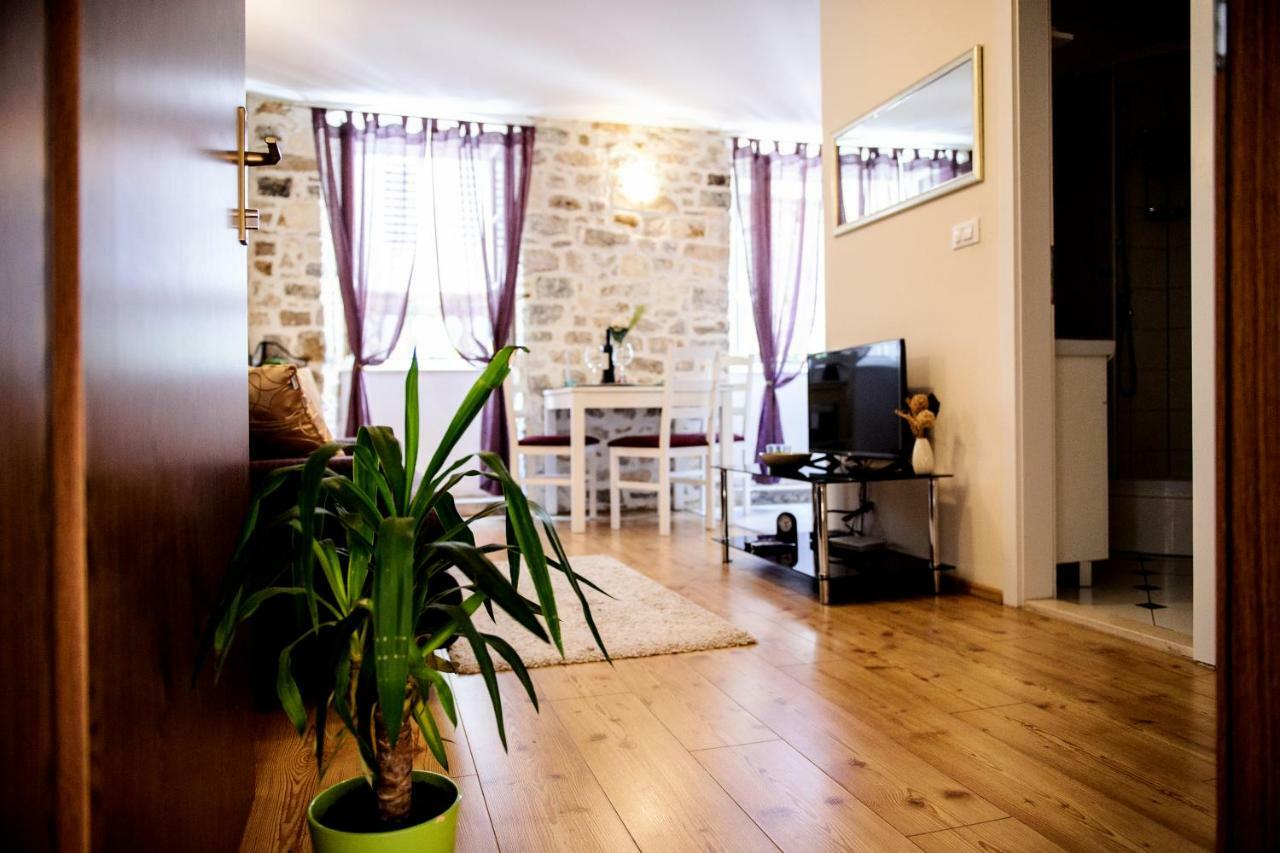 Apartment Peristil Cardo Split Exterior photo